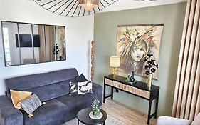 T2 design proche gare/Intra-M/Sillon, garage privé